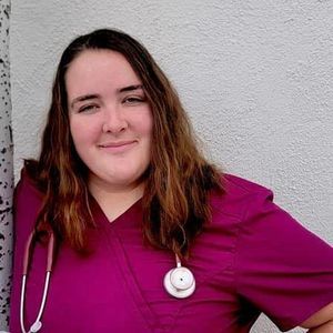 Meet your Posher, Dana